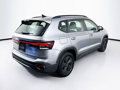 Used 2025 Volkswagen Taos S image 9