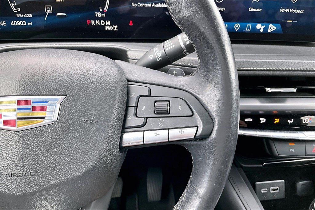 Used 2024 Cadillac XT4 Premium Luxury AWD/4WD image 12