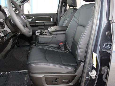 Used 2026 RAM 2500 Big Horn AWD/4WD image 20
