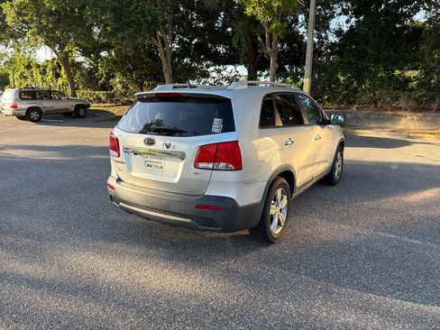 Used 2013 Kia Sorento EX w/ Premium Plus Pkg AWD/4WD image 5