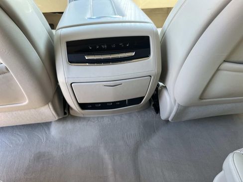 Used 2022 Cadillac Escalade Premium Luxury Platinum w/ LPO, Radiant Package AWD/4WD image 17