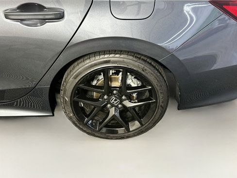Used 2025 Honda Civic Sport image 11