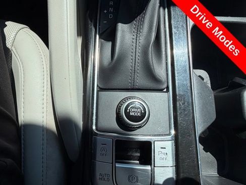 Used 2020 Kia Telluride S FWD image 17