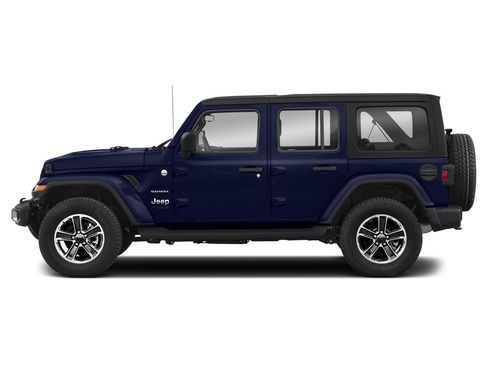 Used 2018 Jeep Wrangler Unlimited Sahara w/ Cold Weather Group AWD/4WD image 3