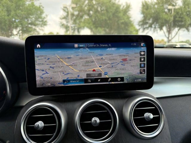 Used 2022 Mercedes-Benz GLC 300 4MATIC w/ Multimedia Package Lite image 29