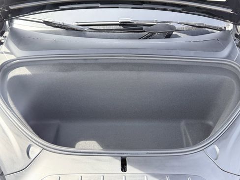 Used 2023 Tesla Model X image 16