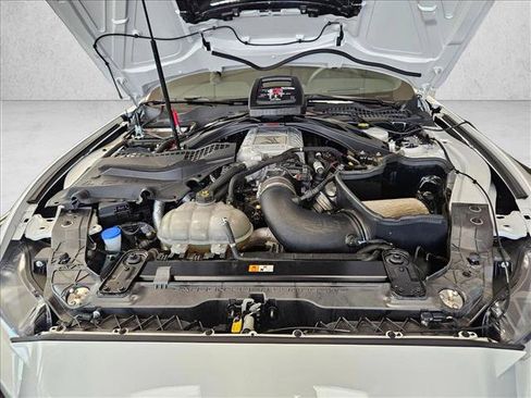 Used 2021 Ford Mustang Shelby GT500 w/ Technology Package image 22