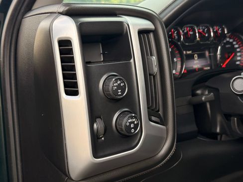 Used 2015 GMC Sierra 1500 SLT w/ SLT Crew Cab Value Package AWD/4WD image 20