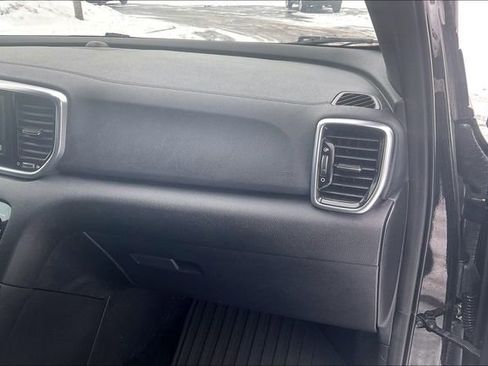 Used 2020 Kia Sportage SX image 16