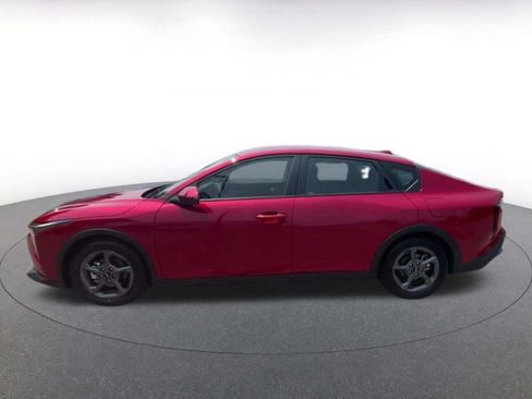 Used 2026 Kia K4 FWD image 8