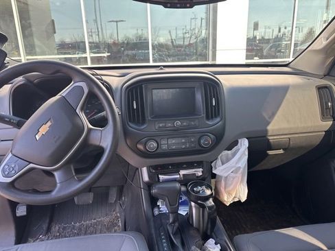 Used 2021 Chevrolet Colorado W/T w/ Custom Special Edition image 15