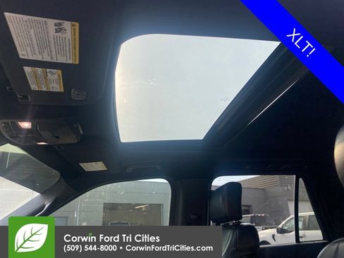 Used 2019 Ford Expedition XLT w/ Equipment Group 202A AWD/4WD image 7