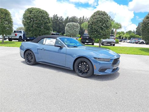 New 2025 Ford Mustang Premium image 31