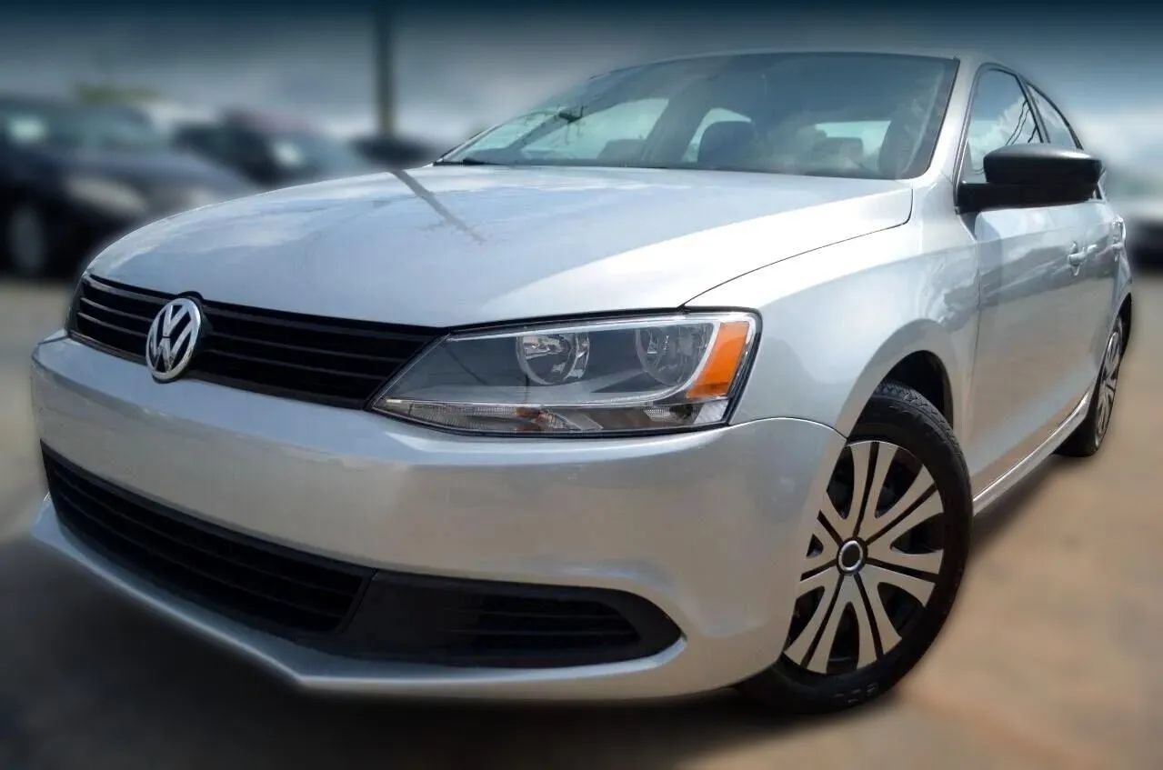 Used 2014 Volkswagen Jetta S FWD image 2