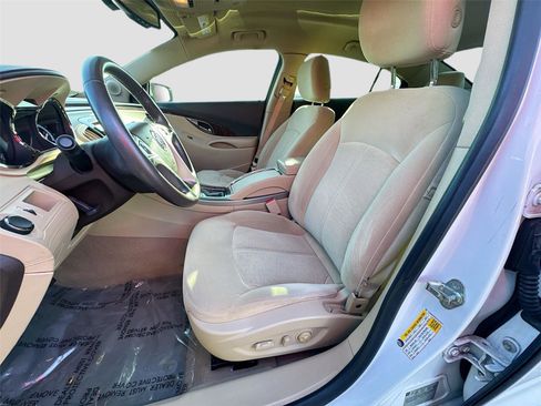 Used 2013 Buick LaCrosse image 17