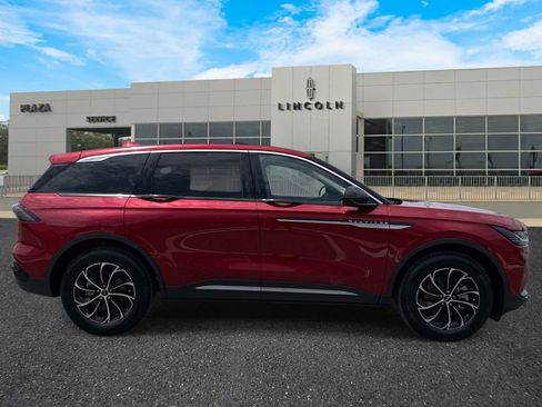 New 2026 Lincoln Nautilus Premier AWD/4WD image 2