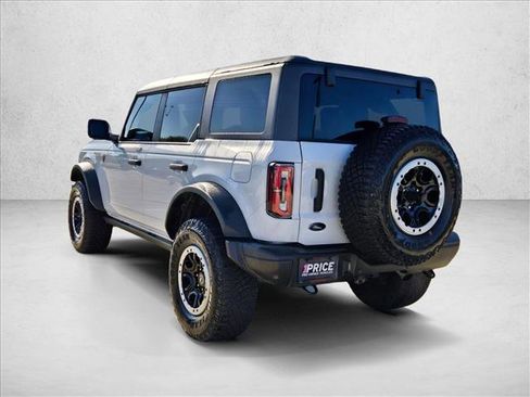 Used 2023 Ford Bronco Badlands w/ Sasquatch Package AWD/4WD image 7