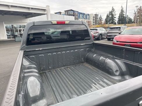 Used 2012 Chevrolet Colorado LT image 9