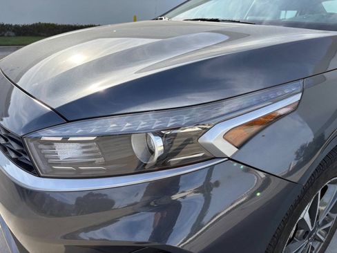 Used 2023 Kia Forte LXS FWD image 14