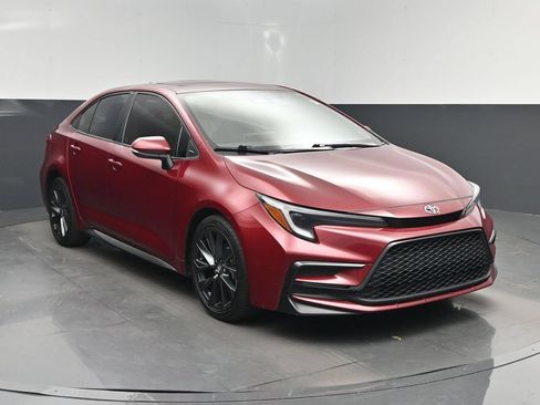 Used 2023 Toyota Corolla XSE FWD image 8