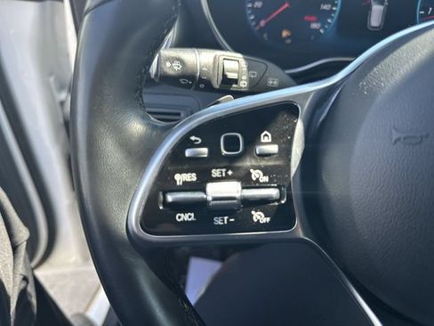 Used 2022 Mercedes-Benz GLC 300 4MATIC image 42