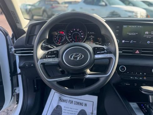 Used 2021 Hyundai Elantra SEL FWD image 16