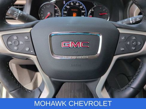 Used 2023 GMC Acadia Denali w/ Denali Ultimate Package AWD/4WD image 12