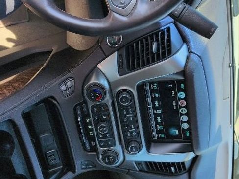 Used 2016 Chevrolet Tahoe LTZ image 12