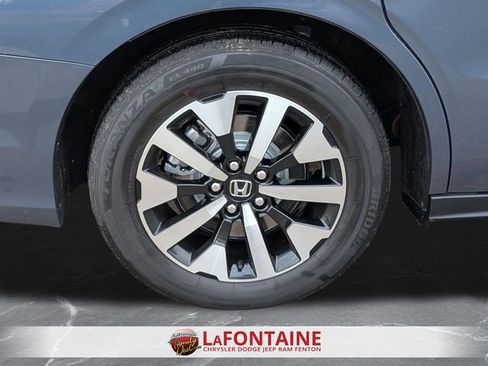 Used 2025 Honda Odyssey EX-L image 29