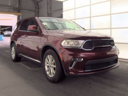 Used 2021 Dodge Durango SXT w/ 3rd Row Seating Group RWD image 3