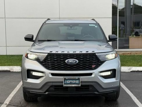 Used 2020 Ford Explorer ST w/ Premium Technology Package AWD/4WD image 3