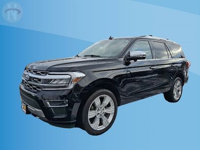 Used 2023 Ford Expedition Platinum