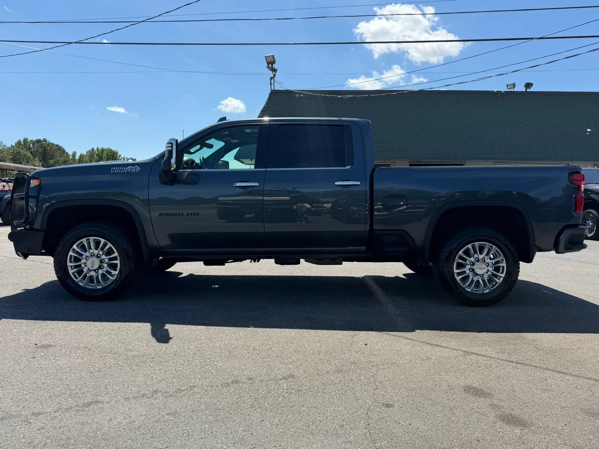 Used 2020 Chevrolet Silverado 2500 High Country w/ Z71 Off-Road Package AWD/4WD image 8