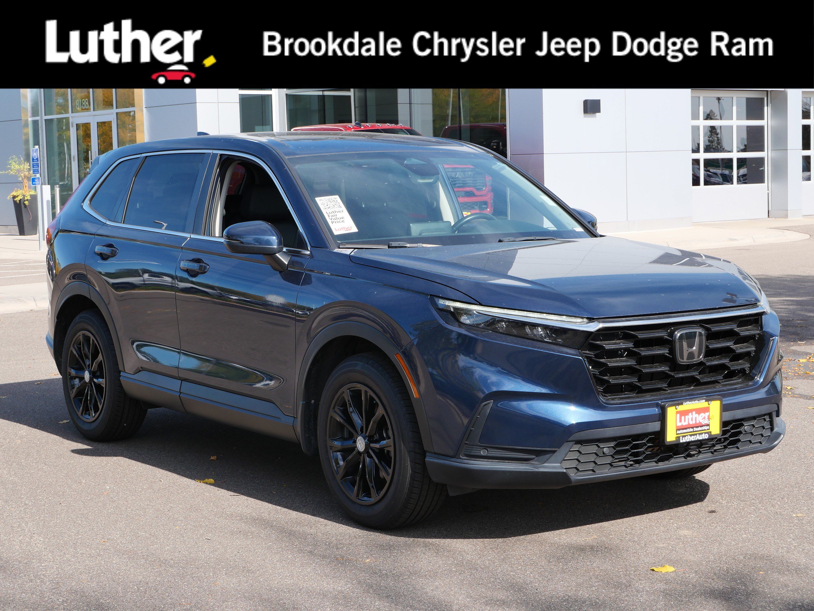 Used 2023 Honda CR-V EX-L image 1