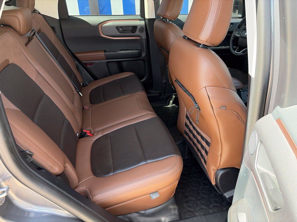 Used 2021 Ford Bronco Sport Badlands w/ Badlands Package AWD/4WD image 14