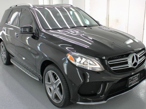 Used 2017 Mercedes-Benz GLE 400 4MATIC image 12
