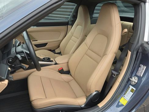 Certified 2024 Porsche 911 Targa 4 GTS image 5