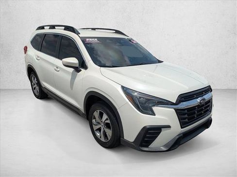 Used 2024 Subaru Ascent Premium w/ Convenience Package AWD/4WD image 3