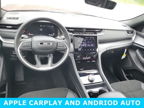 New 2025 Jeep Grand Cherokee L Altitude image 8