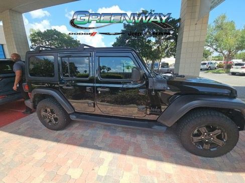 Used 2022 Jeep Wrangler Unlimited Sport AWD/4WD image 4