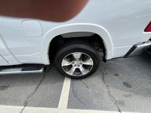 Used 2019 RAM 1500 Laramie AWD/4WD image 24