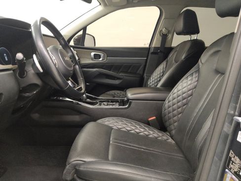 Used 2022 Kia Sorento SX Prestige image 17