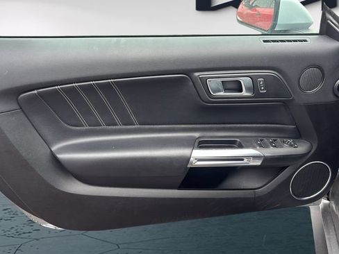 Used 2022 Ford Mustang Premium RWD image 17
