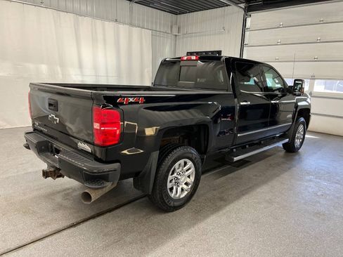 Used 2019 Chevrolet Silverado 3500 High Country w/ Duramax Plus Package AWD/4WD image 4