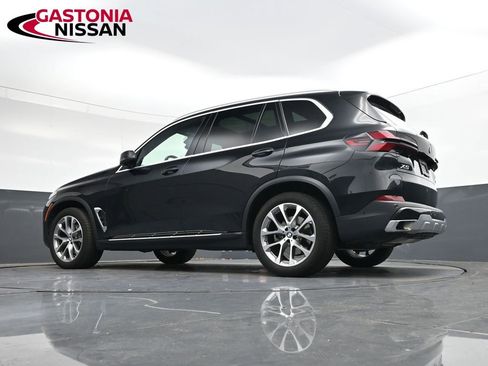 Used 2025 BMW X5 xDrive40i image 36