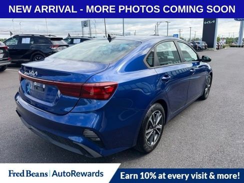 Used 2023 Kia Forte LXS w/ LXS Technology Package FWD image 7