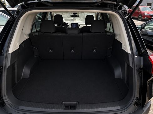 Used 2022 Nissan Rogue SV AWD/4WD image 9