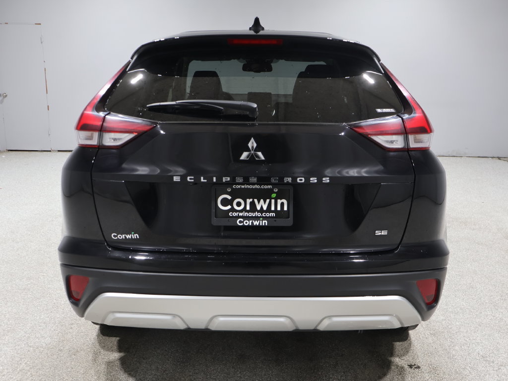 Used 2025 Mitsubishi Eclipse Cross SE AWD/4WD image 3