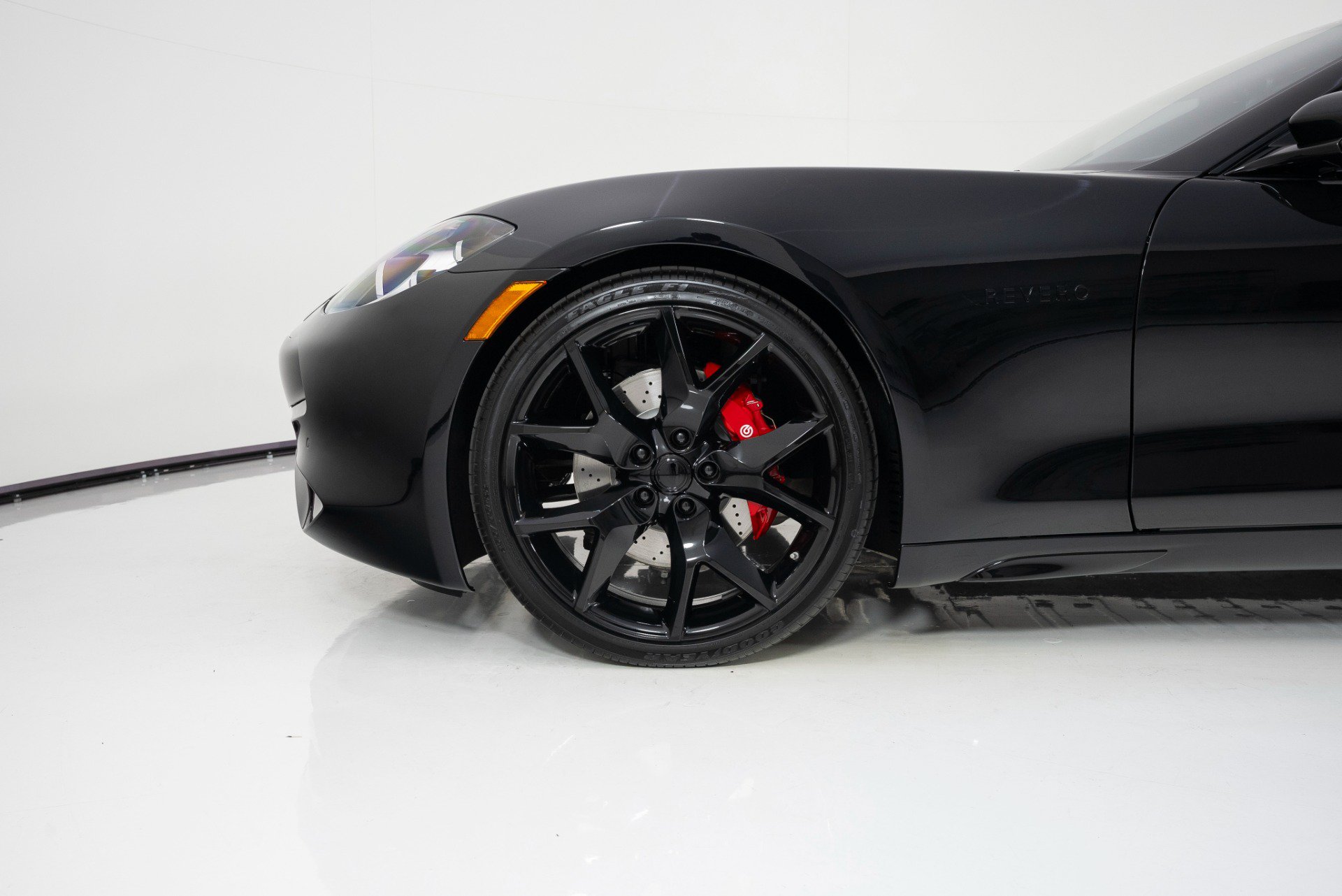 Used 2025 Karma Revero Luxury RWD image 9