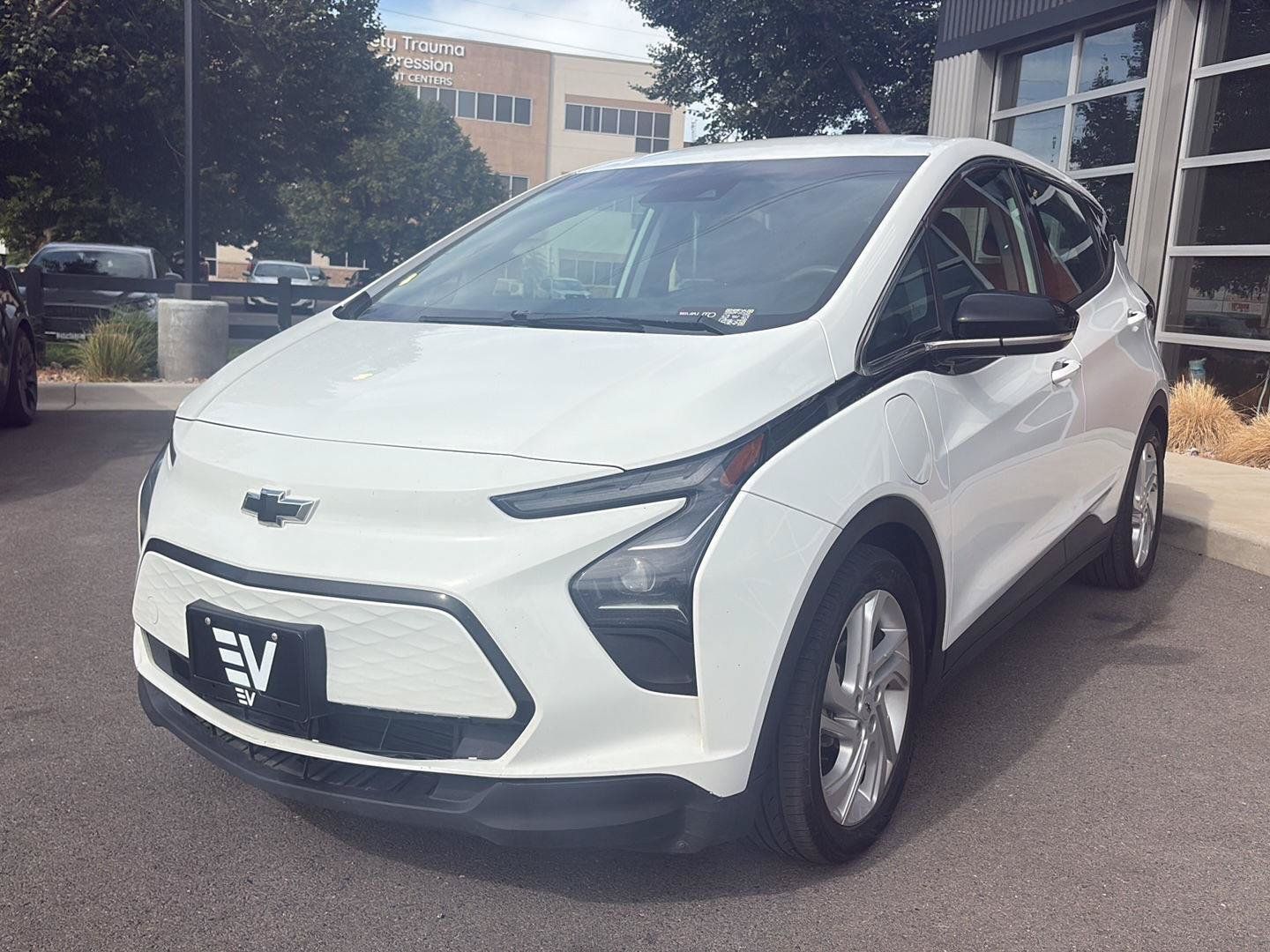 Used 2023 Chevrolet Bolt LT FWD image 4